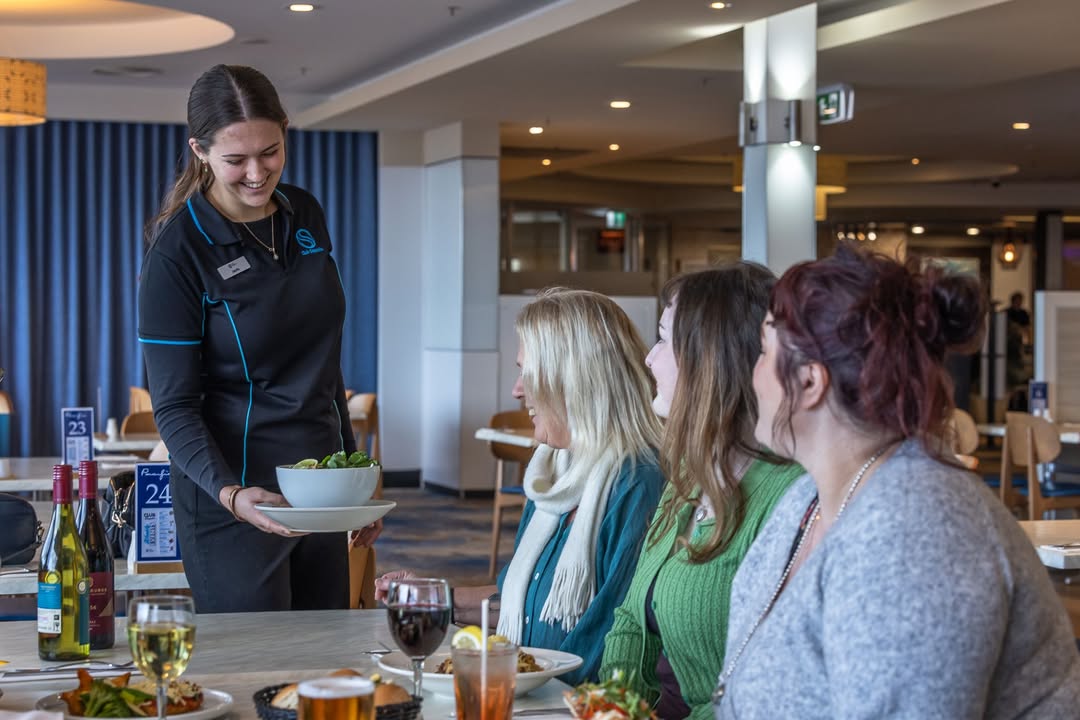 Featured image for “Casual Dining at Pacific Bistro: Perfect Venue for Family and Friends”