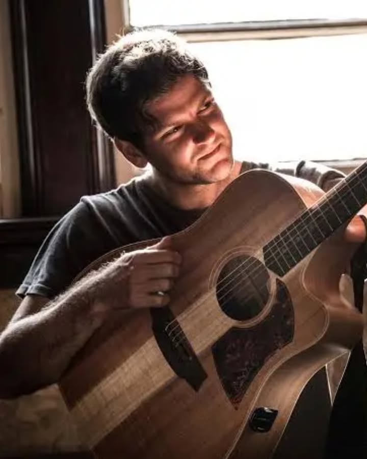 Featured image for “Social Justice Concert: Daniel Champagne & The Figmentz Live at Club Sapphire Merimbula”