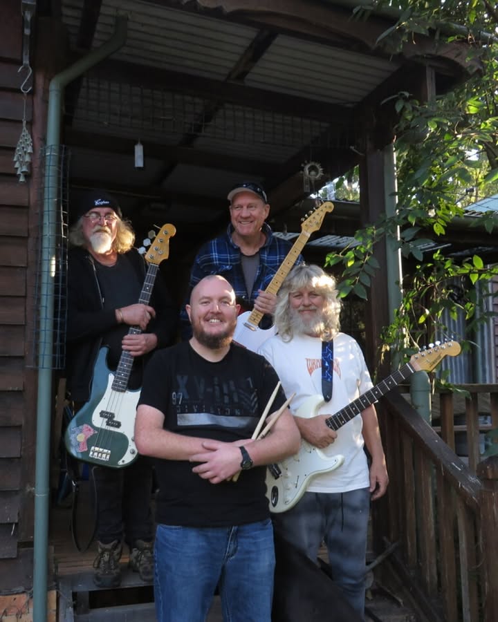 Featured image for “Smoke & Mirrors Live at Club Sapphire”